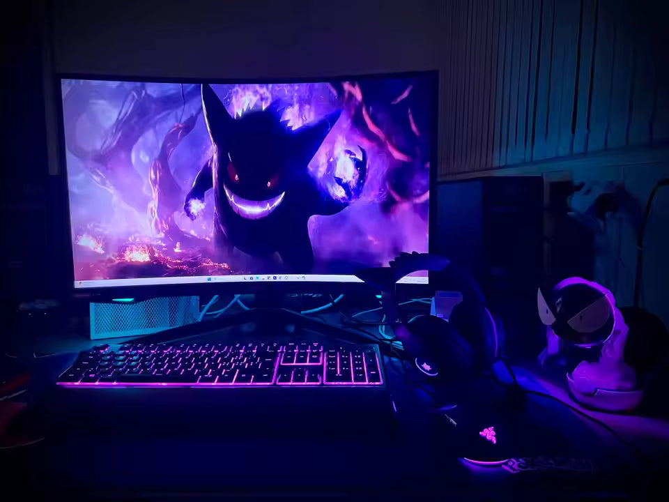 LED Gastly Ghost Humidifier with Ambient Light – Desktop Water Spray Air Purifier